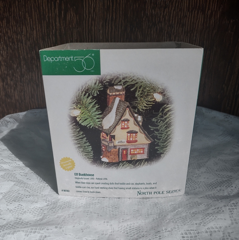 Dept 56 North Pole Series Elf Bunkhouse Lit Ornament #98763 Old Stock RARE